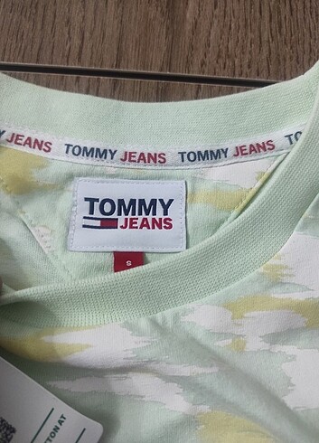 s Beden Tommy Jeans T-shirt S