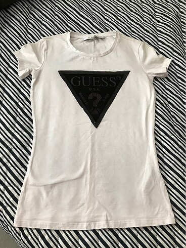 Guess Guess tshirt XS