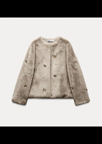 ZARA Altın Detaylı Kısa Peluş Mont - Görsel 3