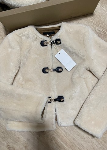 ZARABeyaz Kıürk mont - Görsel 3