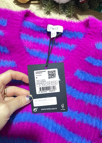 Twisr v yaka çizgili Kadın Triko Kazak - Görsel 3