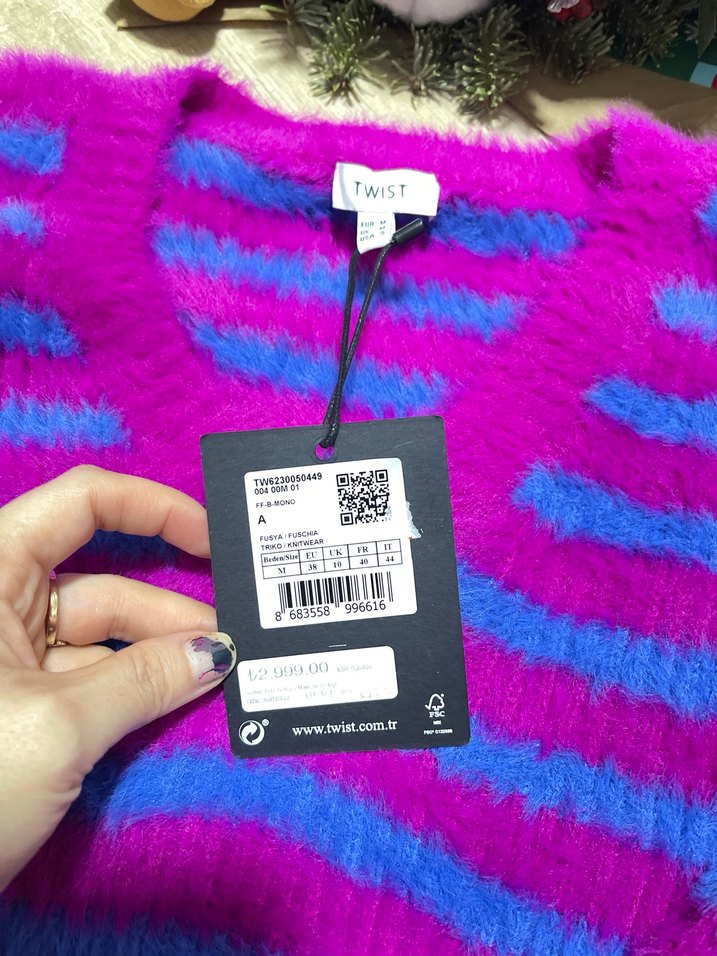 Twisr v yaka çizgili Kadın Triko Kazak - Görsel 3