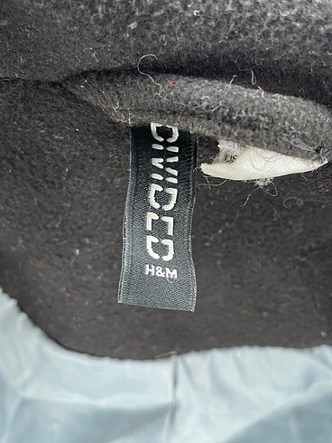 38 Beden siyah Renk H&M Kaban %70 İndirimli.