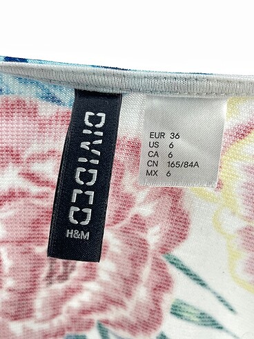 36 Beden çeşitli Renk H&M Kısa Elbise %70 İndirimli.