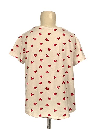 universal Beden Zara T-shirt %70 İndirimli.