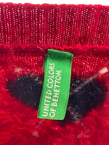 universal Beden Benetton Hırka %70 İndirimli.