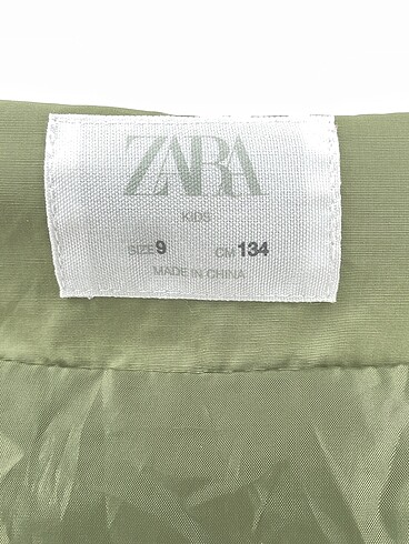 universal Beden haki Renk Zara Ceket %70 İndirimli.