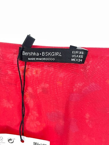 s Beden çeşitli Renk Bershka Kısa Tulum %70 İndirimli.