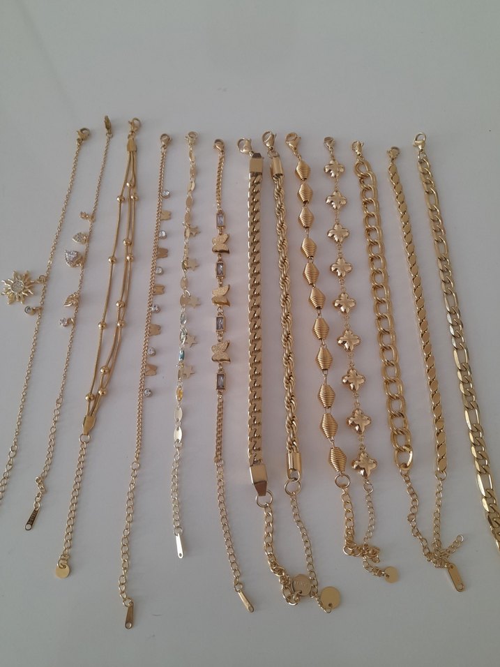 Zincir Detaylı Parlak Altın Kadın Bileklikler - Görsel 4