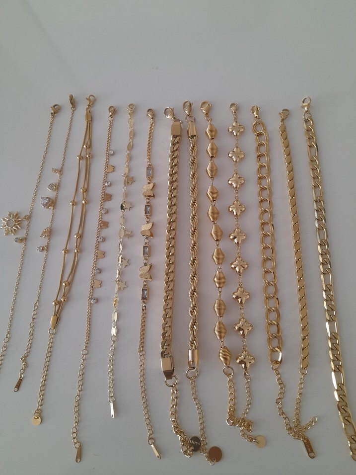 Zincir Detaylı Parlak Altın Kadın Bileklikler - Görsel 2