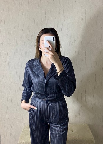 Gri Çizgi Desenli KadınTakım - Görsel 2