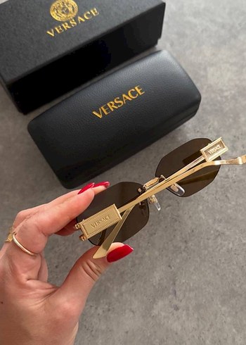 Versace Kadın Klasik Altın Güneş Gözlüğü - Görsel 2