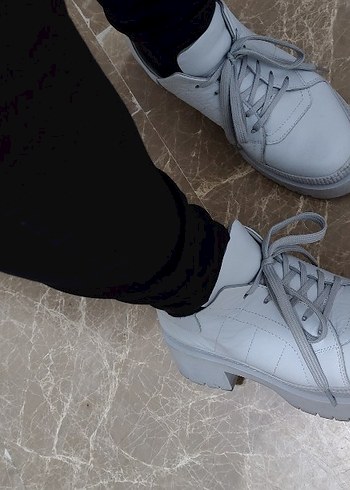 Açık gri Platform Tabanlı deri Kadın gunluk Ayakkabı - Görsel 4