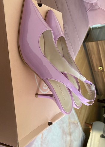 Deichmann Kadın Arkası Açık Rugan Topuklu Ayakkabı Lila