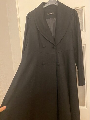 40 Beden Line couture ince keçe kaban