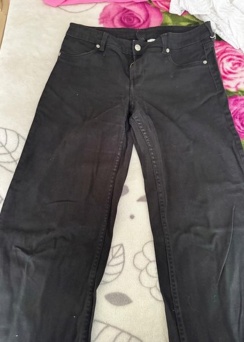 Düğmeli Siyah Rahat Kesim Kadın Pantolon - Görsel 3