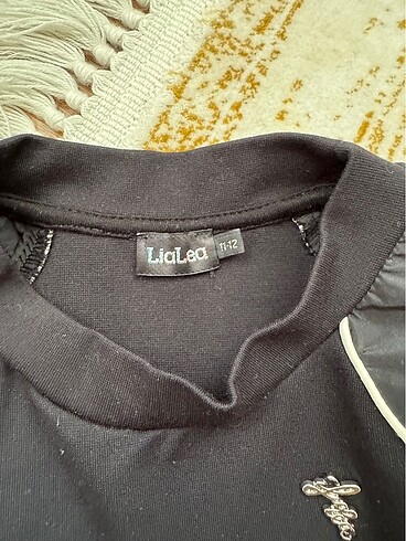 11-12 Yaş Beden Lia lea sweatshirt