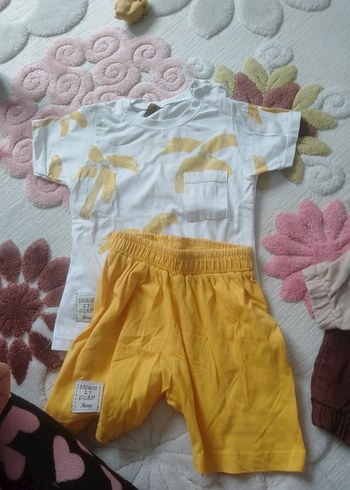 LC Waikiki Sarı Batik Desenli Bebek Erkek Takımı