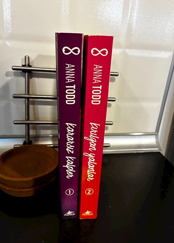 Kararsız Kalpler /Kırılgan yalanlar  2 kitap- Anna Todd - Görsel 3