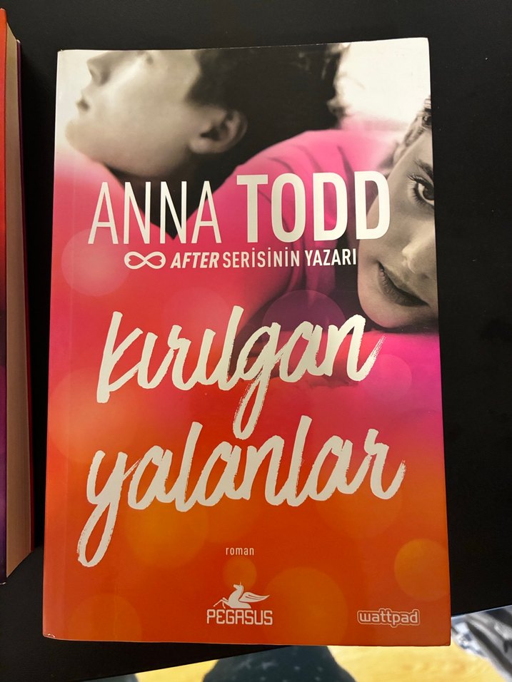 Kararsız Kalpler /Kırılgan yalanlar  2 kitap- Anna Todd - Görsel 2