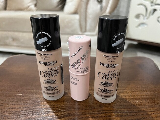 Deborah Fondöten Wet N Wild Makyaj Bazı