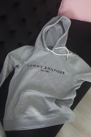 orjinal tommy sweat bi kez giyildi