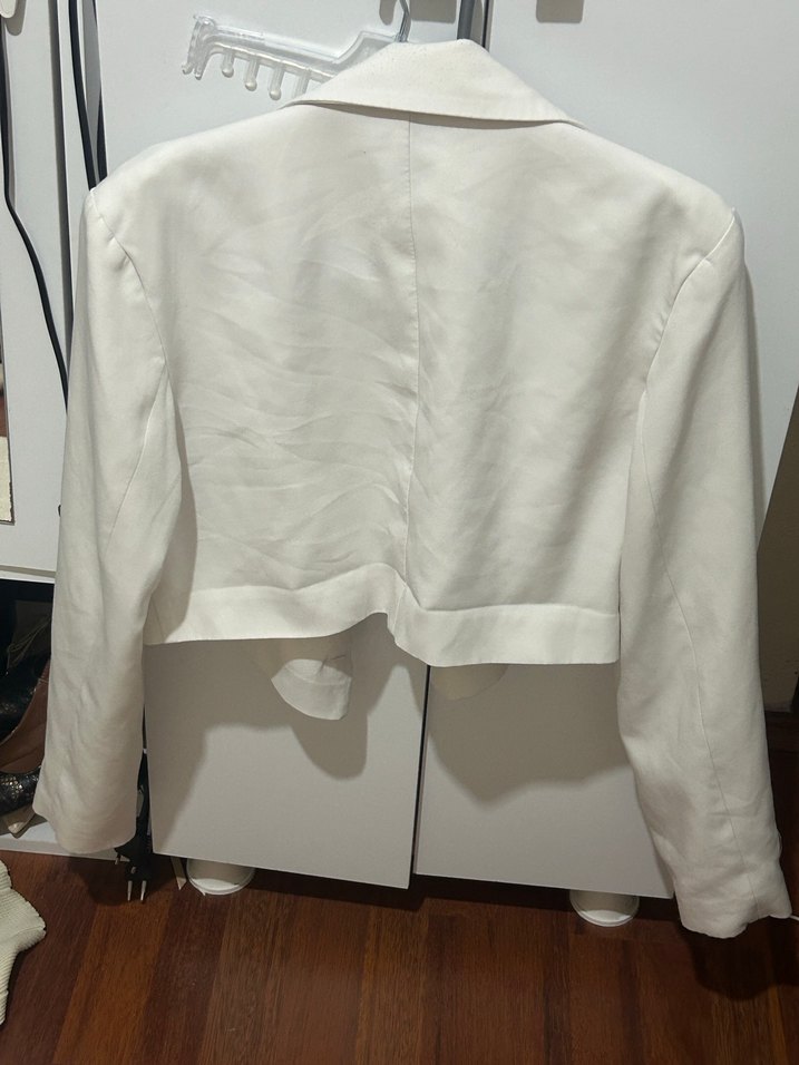 Düğmeli Beyaz Kadın kısa Blazer Ceket - Görsel 2