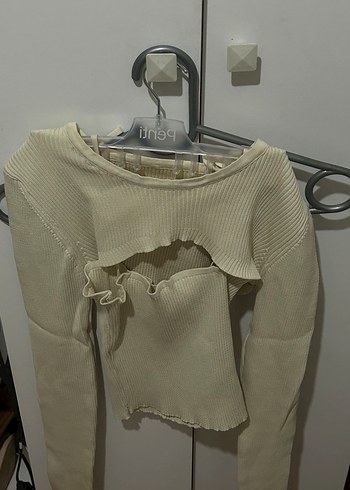 Kısa Kesim Beyaz Triko Kadın Kazak ayrı takım şeklinde - Görsel 4