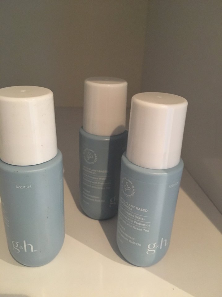 Bitki Bazlı Koruyucu Kadın Deodorant Roll-On
amway rolon - Görsel 2