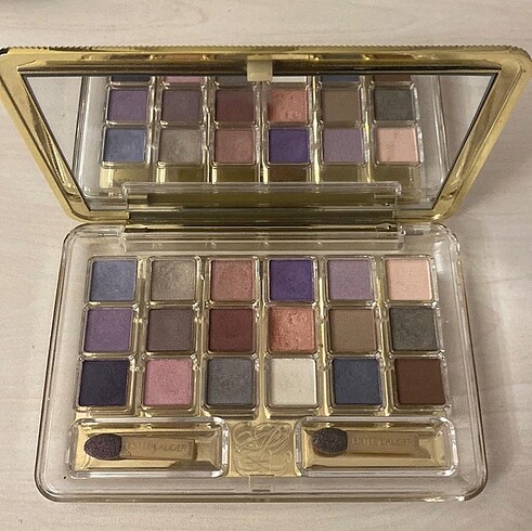 Deluxe EyeShadow Compact Far Paleti