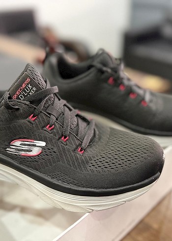 - Skechers spor ayakkabı