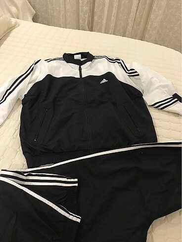 Adidas orjinal eşofman takımı