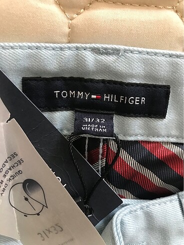 31 Beden mavi Renk Tommy Hilfiger orjinal pantolon