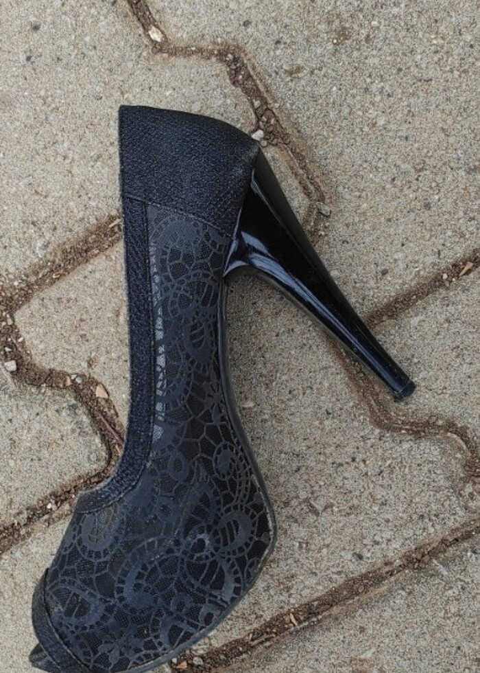 Kadın topuklu siyah dantel ayakkabı - Görsel 2