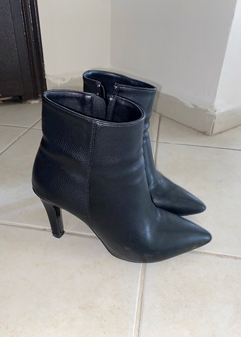 Nine West NINEWEST Siyah Deri Stiletto Topuklu Kadın Bot