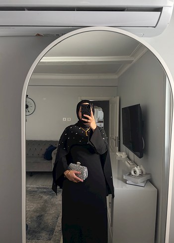 Uzun Kollu Siyah Tesettür Notalı Yaka Elbise - Görsel 3