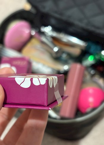 Benefit Hoola Mini Pudra Allık 2.5g - Görsel 3