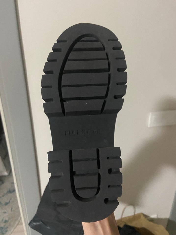 Siyah Dizüstü Çorap Çizme Pull and Bear - Görsel 2