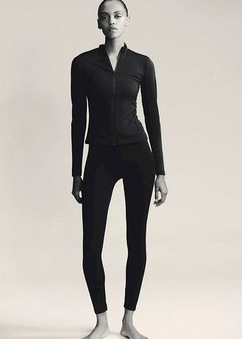 Siyah Kadın Yüksek Yakalı Uzun Kollu Spor Üst - Görsel 3