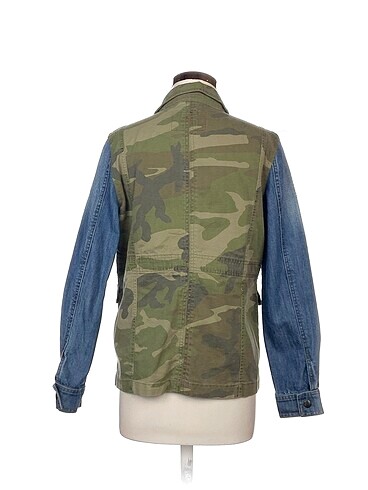 38 Beden River Island Gömlek %70 İndirimli.