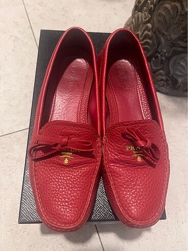 Prada Prada Loefer yeni gibi??