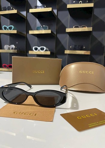 Gucci Parlak Siyah Gucci Kadın Gözlüğü