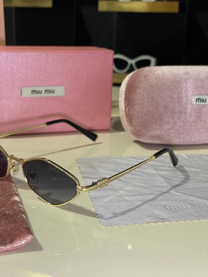 Miu Miu Kadın Güneş Gözlüğü - Görsel 2