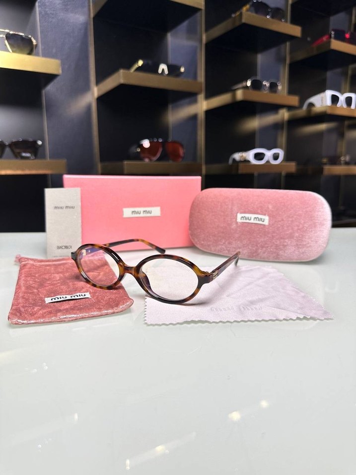 Miu Miu leopar Kadın Gözlük optik için de uygundur - Görsel 2