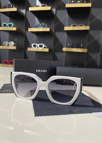 Prada  Kadın Güneş Gözlüğü - Görsel 2