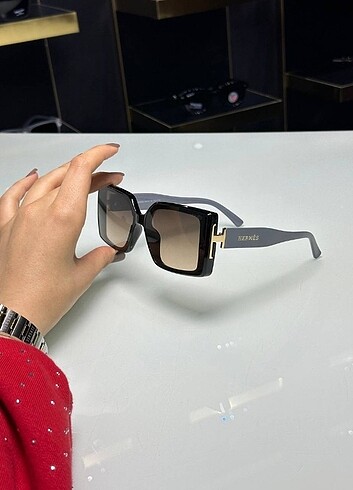 Hermes ithal gözlük unisex model 