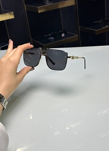 Louis Vuitton ithal gözlük unisex model 