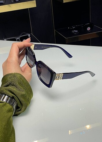 Louis Vuitton ithal gözlük unisex model 