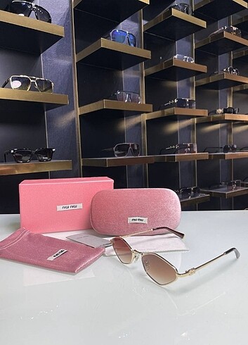 Miu Miu İthal Gözlük 