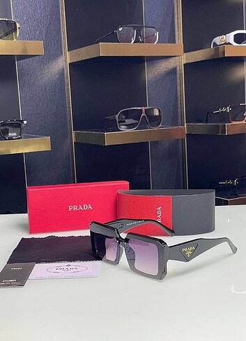 Prada İthal Gözlük 